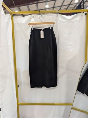 Babaton by Aritzia Tailored Skirt in Navy